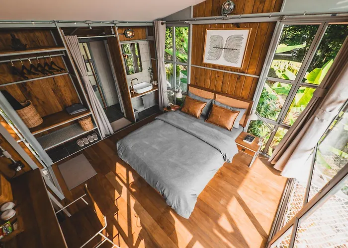 Shiva Lodge
